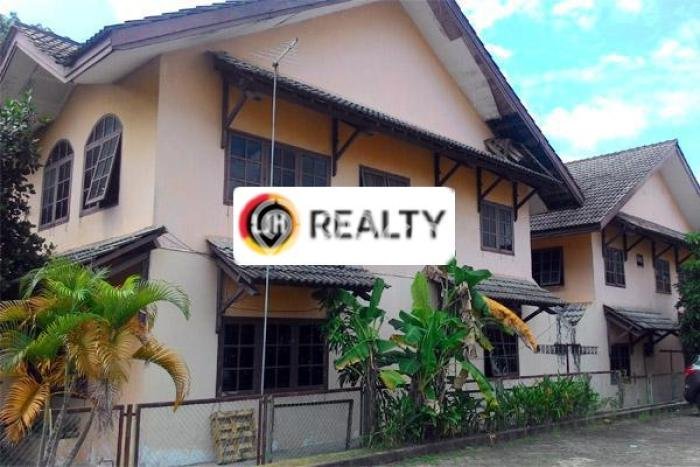 Rumah Modern 7 KT LT 240m2 di Batam Centre Rumah Modern 7 KT LT 240m2 di Batam Centre