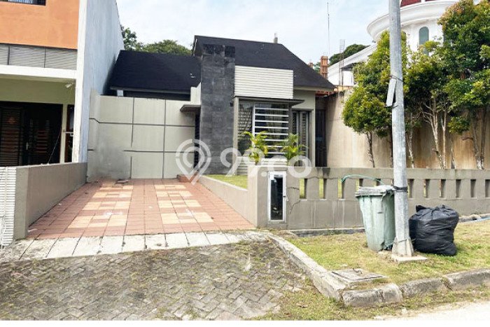 For Sale! Premium House LT 288m2 Desain Modern di Batam Centre For Sale! Premium House LT 288m2 Desain Modern di Batam Centre