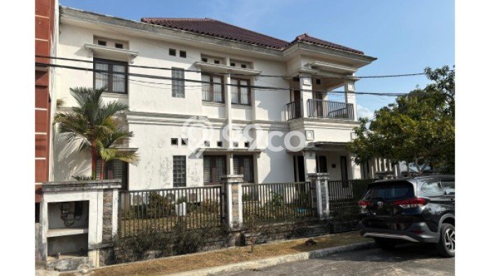 For Sale! Luxury House LT 341m2 Desain Elegan di Batam Centre For Sale! Luxury House LT 341m2 Desain Elegan di Batam Centre