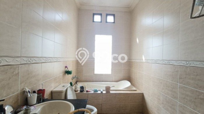 For Sale! Luxury House LT 341m2 Desain Elegan di Batam Centre For Sale! Luxury House LT 341m2 Desain Elegan di Batam Centre