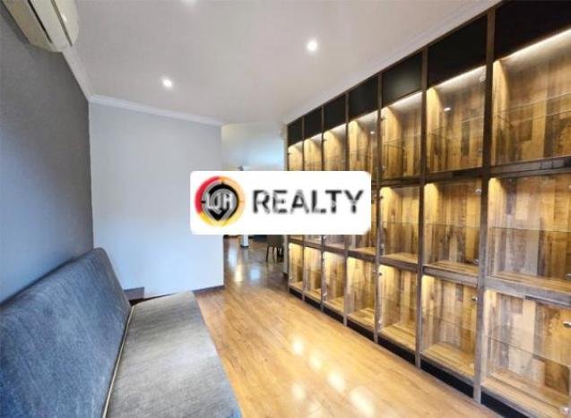 For Sale! Luxury House LT 208m2 Desain Elegan di Muka Kuning For Sale! Luxury House LT 208m2 Desain Elegan di Muka Kuning