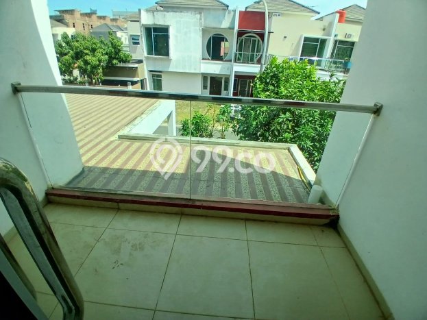 Dijual Cepat Rumah Bagus Siap Huni LB 100m2 di Bengkong, Batam Dijual Cepat Rumah Bagus Siap Huni LB 100m2 di Bengkong, Batam
