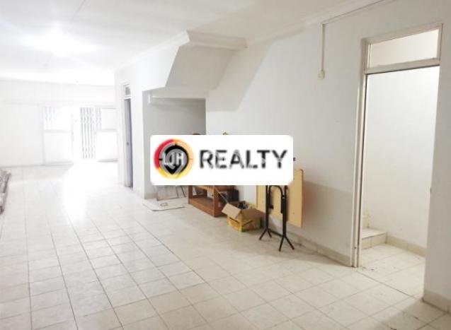 Ruko Dijual di Batam LT 90m2 & LB 270m2 Lokasi Terbaik! Ruko Dijual di Batam LT 90m2 & LB 270m2 Lokasi Terbaik!