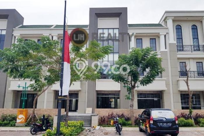 Ruko untuk Disewa di Pusat Batam Luas Bangunan 195m2 Ruko untuk Disewa di Pusat Batam Luas Bangunan 195m2