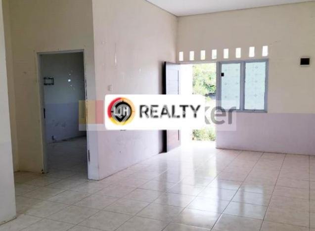 Rumah Lingkungan Asri di Batam Kota, Batam, LT 90m2m² LB 48m2m² Rumah Lingkungan Asri di Batam Kota, Batam, LT 90m2m² LB 48m2m²