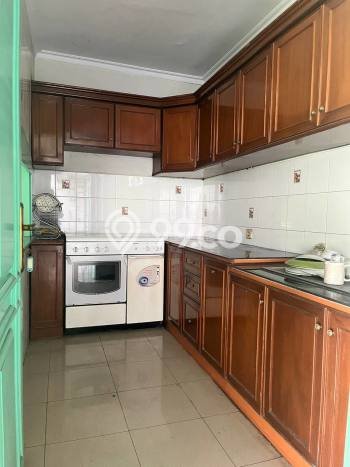 Rumah Kontrakan Bandung LT 510m2 LB 325m2 Area Riau Rumah Kontrakan Bandung LT 510m2 LB 325m2 Area Riau