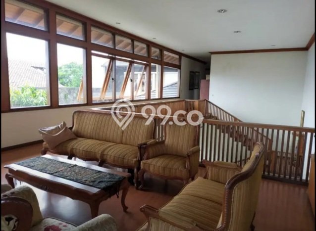 Ready to Use! Premium House LT 748m2 Desain Modern di Dago Ready to Use! Premium House LT 748m2 Desain Modern di Dago
