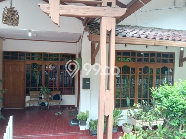 Dijual Cepat Rumah Bagus Siap Huni LB 160m2 di Coblong, Bandung Dijual Cepat Rumah Bagus Siap Huni LB 160m2 di Coblong, Bandung