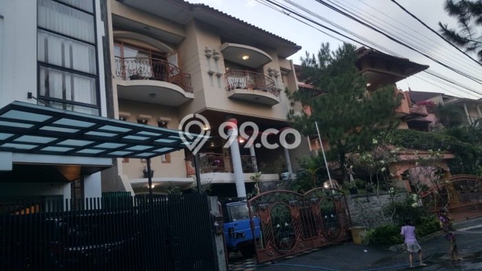 Siap Huni Rumah Mewah 3 Kamar di Geger Kalong Dekat ke Mana Pun Siap Huni Rumah Mewah 3 Kamar di Geger Kalong Dekat ke Mana Pun