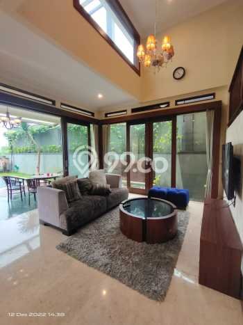 Rumah sewa siap huni 5 Kamar Tidur di ciumbuleuit, Bandung Rumah sewa siap huni 5 Kamar Tidur di ciumbuleuit, Bandung