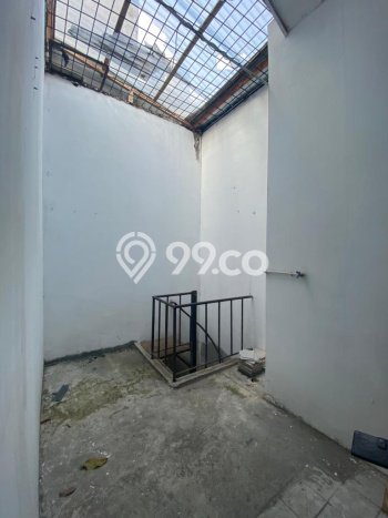 Rumah Disewakan Jakarta Pusat LT 150m2 LB 250m2 Area Cideng Rumah Disewakan Jakarta Pusat LT 150m2 LB 250m2 Area Cideng
