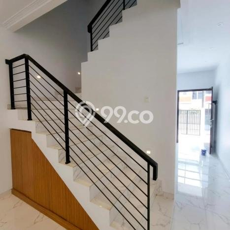 Bisa KPR! Rumah Asri area Tomang, LT 68m² LB 100m² Bisa KPR! Rumah Asri area Tomang, LT 68m² LB 100m²