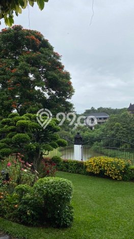 Ready to Use! Luxury House LT 1250m2 Desain Elegan di Sentul Ready to Use! Luxury House LT 1250m2 Desain Elegan di Sentul