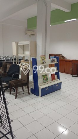 Unit Ruko Dijual di Jakarta Pusat LT 135m2 & LB 675m2 Unit Ruko Dijual di Jakarta Pusat LT 135m2 & LB 675m2