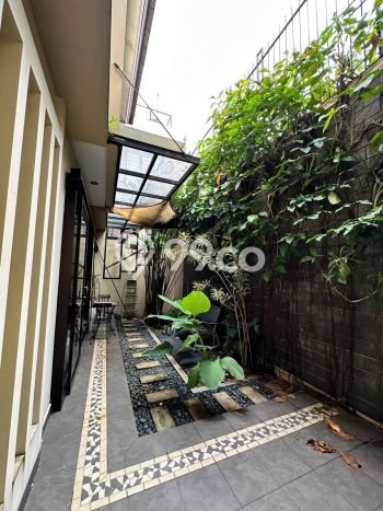 Rumah Luxury Modern Tanpa Renovasi di Tegal Gundil Bogor Rumah Luxury Modern Tanpa Renovasi di Tegal Gundil Bogor