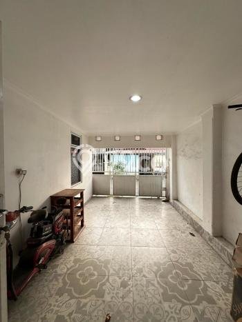 Rumah Modern 5 KT LT 207m2 di Kedungbadak Rumah Modern 5 KT LT 207m2 di Kedungbadak
