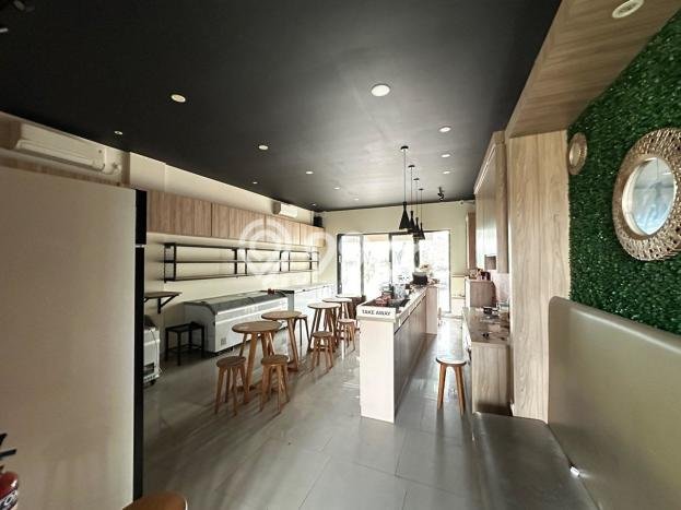 Lokasi Strategis! Dijual Ruko Bisnis di Ciawi, Bogor Kondisi Baik Lokasi Strategis! Dijual Ruko Bisnis di Ciawi, Bogor Kondisi Baik