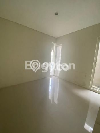 Rumah Modern Minimalis 3 KT Bisa Langsung Pindah di Wiyung Rumah Modern Minimalis 3 KT Bisa Langsung Pindah di Wiyung