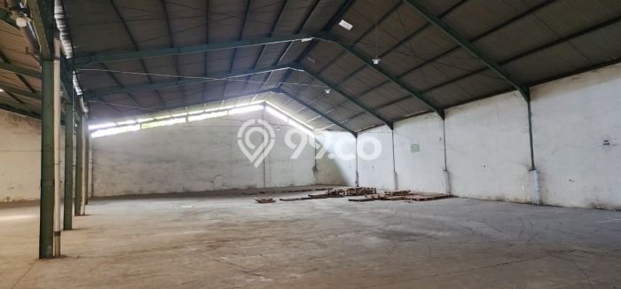 Unit Komersial Disewakan di Surabaya Kawasan Strategis Harga Kompetitif Unit Komersial Disewakan di Surabaya Kawasan Strategis Harga Kompetitif