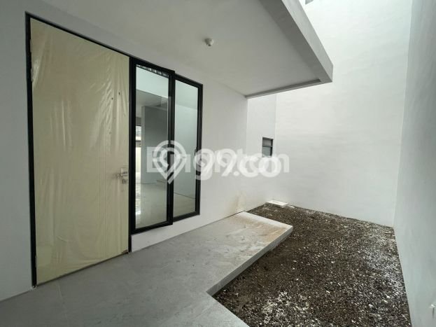 Hunian Cantik Modern Lb 170m2 di Waru, Sidoarjo Hunian Cantik Modern Lb 170m2 di Waru, Sidoarjo