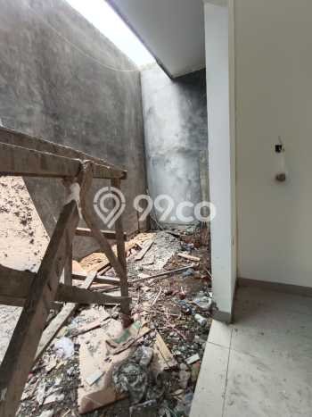 Ruko Bagus Dijual LB 119m2 Lokasi Strategis Tangerang Selatan Area Cocok untuk Bisnis Ruko Bagus Dijual LB 119m2 Lokasi Strategis Tangerang Selatan Area Cocok untuk Bisnis