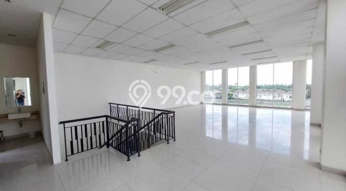 Dijual Kantor di BSD Tangerang Selatan LT 300m2 / LB 1200m2 Dijual Kantor di BSD Tangerang Selatan LT 300m2 / LB 1200m2