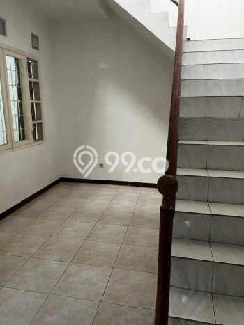 BEST DEAL! Rumah di Graha Raya, 2 KT, Akses Mudah Pusat Kota, LT 95m² LB 110m² BEST DEAL! Rumah di Graha Raya, 2 KT, Akses Mudah Pusat Kota, LT 95m² LB 110m²