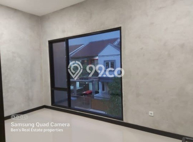 Hunian Impian Keluarga LB 130m² Lokasi Tenang di BSD City, Tangerang Hunian Impian Keluarga LB 130m² Lokasi Tenang di BSD City, Tangerang