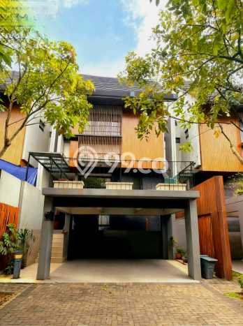Jual Rumah Mewah Elegan Dengan View Cantik di BSD, Tangerang Jual Rumah Mewah Elegan Dengan View Cantik di BSD, Tangerang