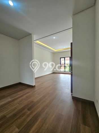 Jual Rumah Luas Elegan Dengan View Cantik di BSD, Tangerang Jual Rumah Luas Elegan Dengan View Cantik di BSD, Tangerang