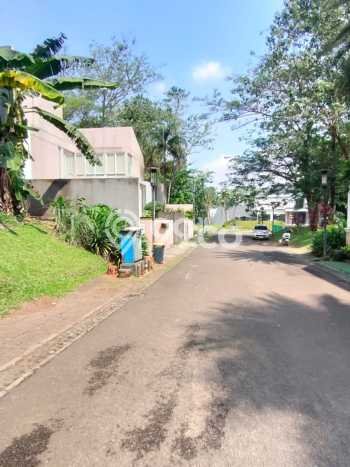 Tanah di BSD, Tangerang Selatan Luas 606m2 Dijual Segera Tanah di BSD, Tangerang Selatan Luas 606m2 Dijual Segera