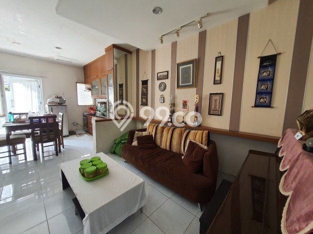 PENAWARAN TERBAIK! Rumah Premium di Kota Wisata, Luas 144m² LB 88m² PENAWARAN TERBAIK! Rumah Premium di Kota Wisata, Luas 144m² LB 88m²