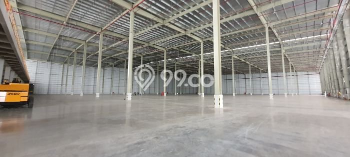 Pabrik Lokasi Bisnis Kawasan , Luas 12000m2m², Jalur Utama Pabrik Lokasi Bisnis Kawasan , Luas 12000m2m², Jalur Utama
