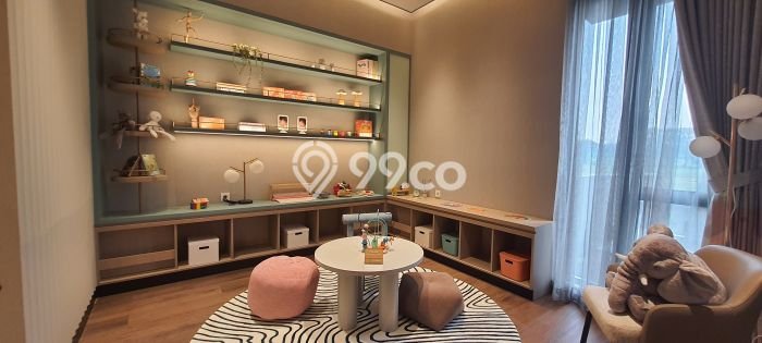 Rumah Elit LB 332m2 Siap Pakai Desain Elegan di Kota Wisata, Jakarta Timur Rumah Elit LB 332m2 Siap Pakai Desain Elegan di Kota Wisata, Jakarta Timur