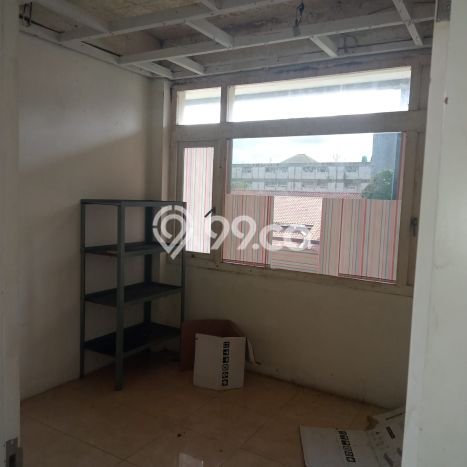 Unit Ruko Dijual di Ciputat Tangerang Selatan Luas Tanah 574m2, Luas Bangunan 232m2 Unit Ruko Dijual di Ciputat Tangerang Selatan Luas Tanah 574m2, Luas Bangunan 232m2