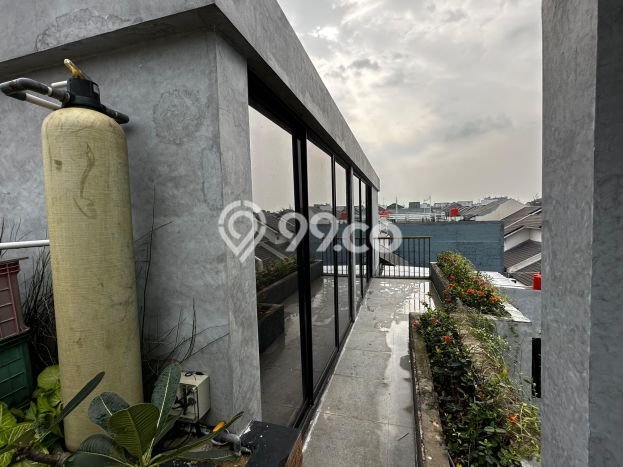 Rumah Eksklusif Dijual LT 337m2 di Sawangan, Depok Rumah Eksklusif Dijual LT 337m2 di Sawangan, Depok