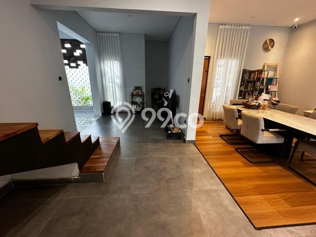 Rumah Eksklusif Dijual LT 337m2 di Sawangan, Depok Rumah Eksklusif Dijual LT 337m2 di Sawangan, Depok