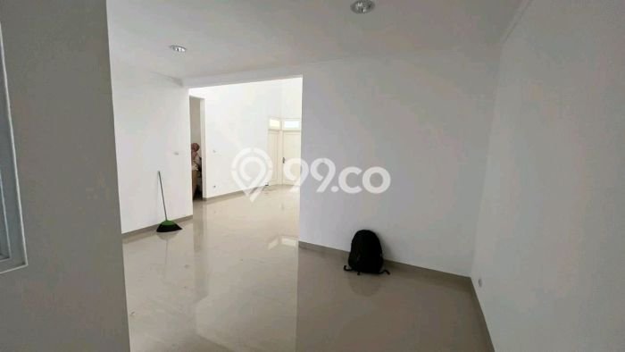 INVESTASI TEPAT! Rumah di Pamulang, LT 240m² LB 120m² INVESTASI TEPAT! Rumah di Pamulang, LT 240m² LB 120m²