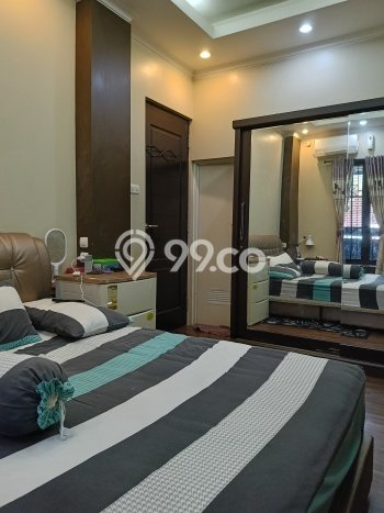 Jual Rumah Strategis Bagus Punya 4 KT di Pamulang Tangerang Selatan SHM Jual Rumah Strategis Bagus Punya 4 KT di Pamulang Tangerang Selatan SHM
