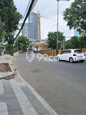 Jarang Ada! Tanah di Tebet Punya Luas 1167m2 - Jarang Ada! Tanah di Tebet Punya Luas 1167m2 -