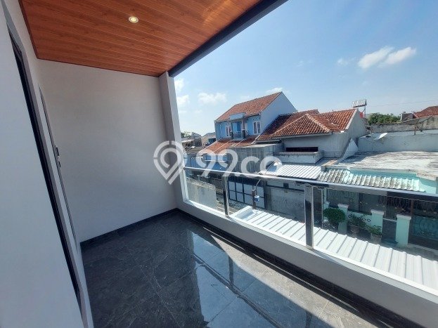 Rumah Strategis Minimalis Lb 200m2 di Colomadu, Karanganyar Rumah Strategis Minimalis Lb 200m2 di Colomadu, Karanganyar