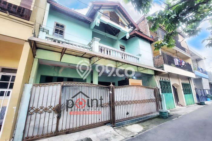 Rumah Terawat di Jebres, Surakarta, LT 130m², LB 250m² Rumah Terawat di Jebres, Surakarta, LT 130m², LB 250m²