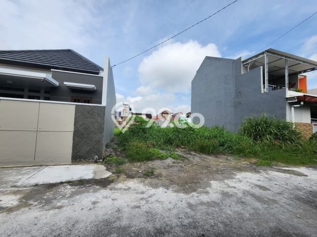 Tanah Kawasan Kartosuro, Luas 100m², Akses Jalan Raya, Area Prospektif Tanah Kawasan Kartosuro, Luas 100m², Akses Jalan Raya, Area Prospektif