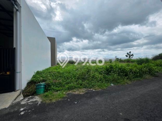 Tanah Lokasi Potensial di Colomadu, Luas 225m2m², Dekat ke Pusat Kota Tanah Lokasi Potensial di Colomadu, Luas 225m2m², Dekat ke Pusat Kota