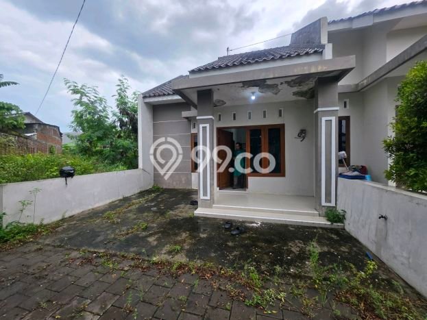 Dijual Rumah Siap Huni di Gatak Sukoharjo Harga Rp.475 Juta LT 139m2 Dijual Rumah Siap Huni di Gatak Sukoharjo Harga Rp.475 Juta LT 139m2