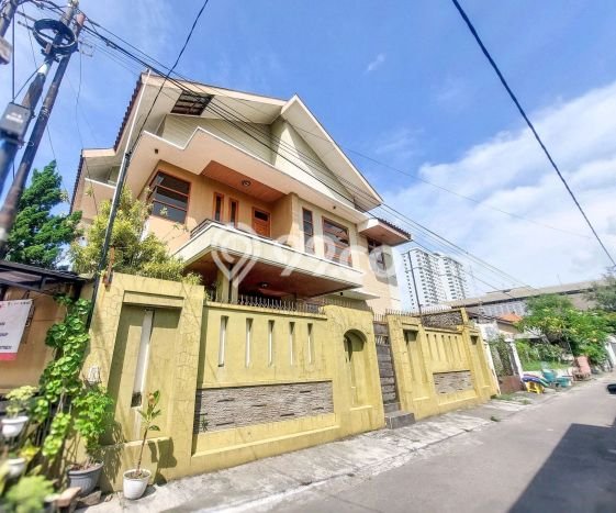 Siap Huni Rumah Mewah 6 Kamar di Banjarsari Dekat ke Mana Saja Siap Huni Rumah Mewah 6 Kamar di Banjarsari Dekat ke Mana Saja