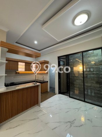 Dijual Rumah Premium dengan Fasilitas Sekitar Komplit di Banjarsari, Surakarta Dijual Rumah Premium dengan Fasilitas Sekitar Komplit di Banjarsari, Surakarta