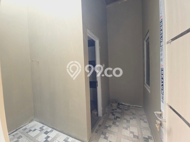 For Sale Rumah 4 Kamar Lokasi Ideal Bagus dan Strategis di Colomadu For Sale Rumah 4 Kamar Lokasi Ideal Bagus dan Strategis di Colomadu