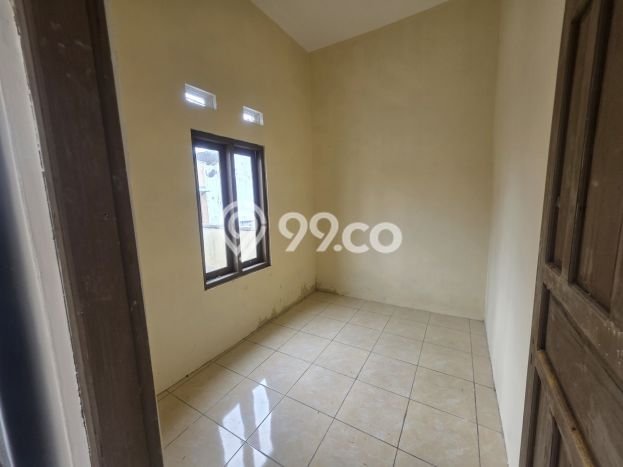 Rumah Sederhana Dijual di Jaten 2 Kamar dengan Luas Tanah 60m2 Rumah Sederhana Dijual di Jaten 2 Kamar dengan Luas Tanah 60m2
