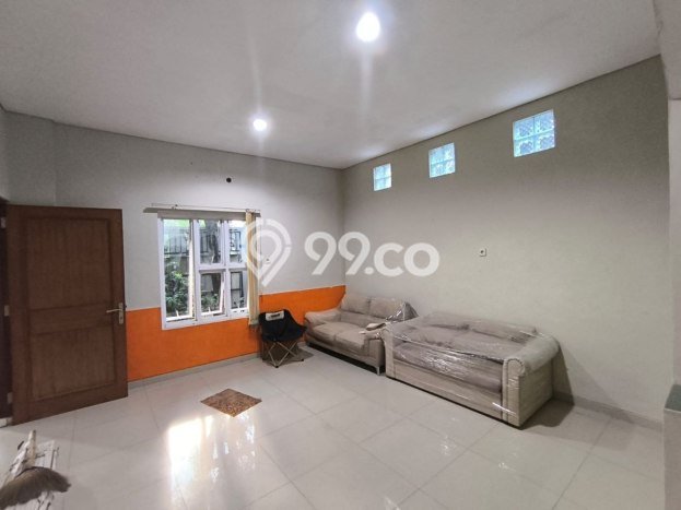 Jual Rumah Bagus Siap Huni LB 120m2 di Manahan, Solo Jual Rumah Bagus Siap Huni LB 120m2 di Manahan, Solo